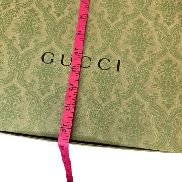 Authentic Gucci Empty Green Embossed Magnetic Box 14.5" L x 11" W x 4.75" H - Picture 13 of 16